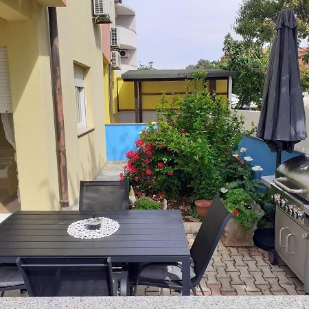 Apartman Nada Lägenhet Ližnjan Exteriör bild